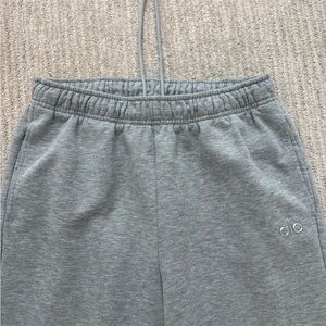 ALO Yoga Heather Gray Joggers